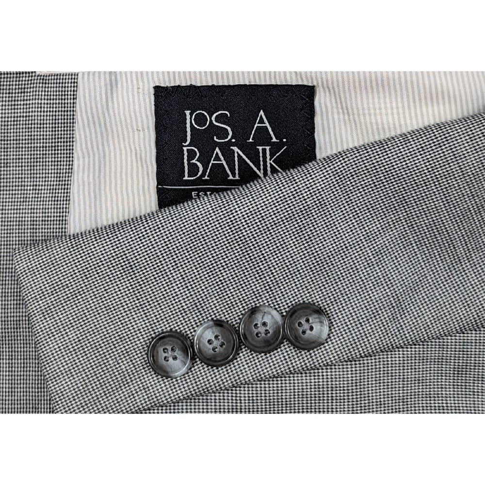 Jos A Bank Mens Blazer Sport Coat Two Button Wool blend Jacket 42R Crosshatch